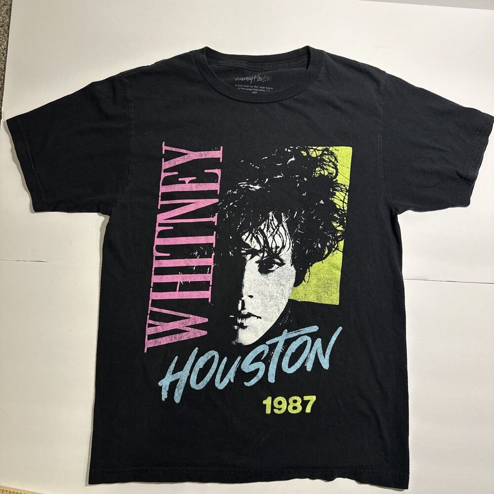Whitney Houston 1987 Retro Graphic T-shirt Unisex Small Black Short Sleeve